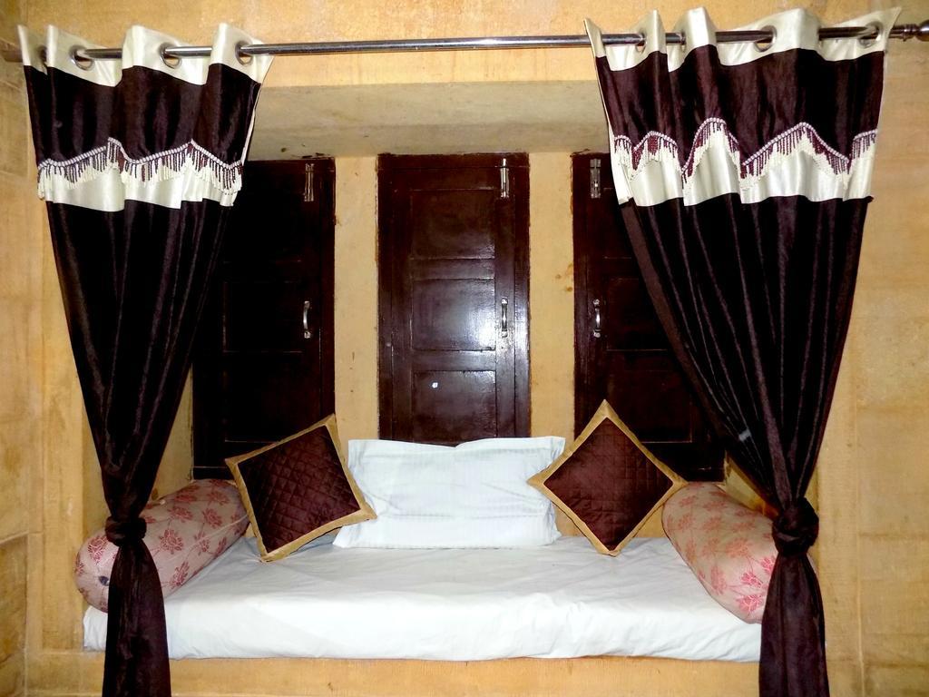 Hotel Fotiya Jaisalmer Exterior foto